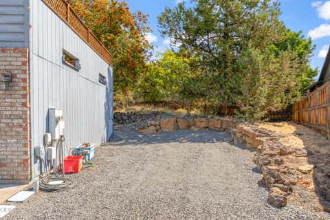 Tiny photo for 63552 Boyd Acres Road, Bend, OR 97701 (MLS # 220226324)