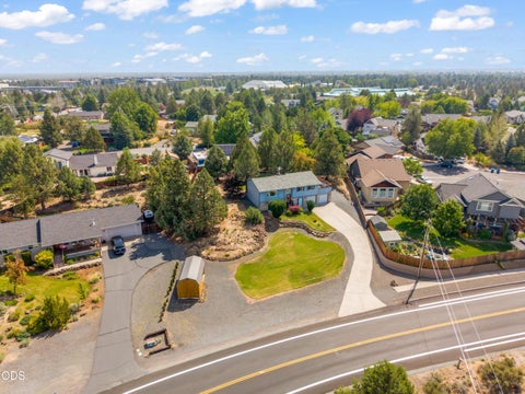 Tiny photo for 63552 Boyd Acres Road, Bend, OR 97701 (MLS # 220226324)