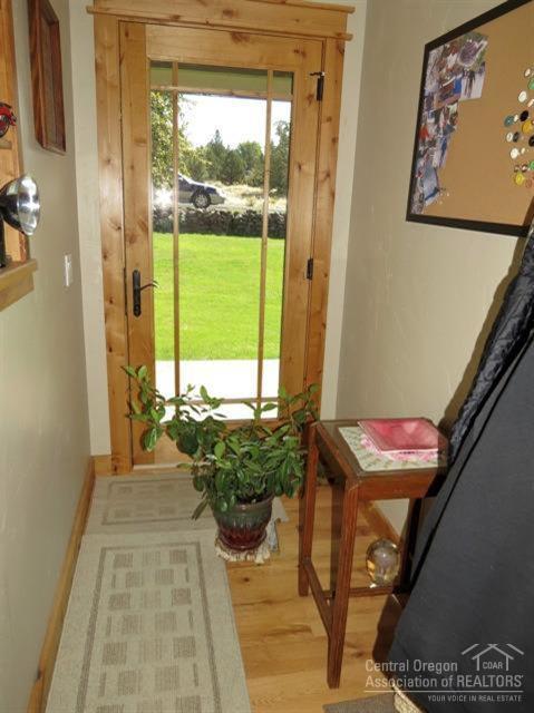 Hunts Three Sisters - Residential