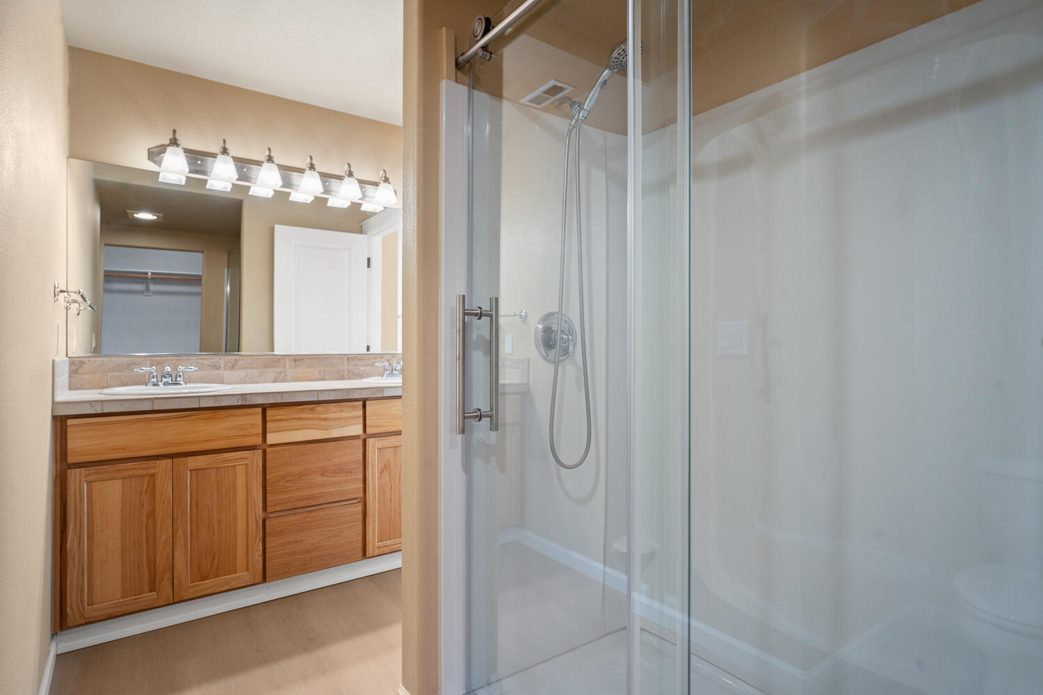 Lava Ridges - Residential