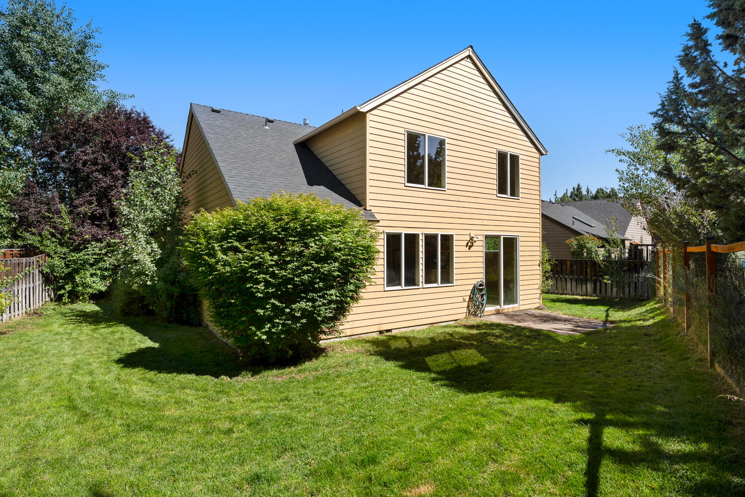 Lava Ridges - Residential