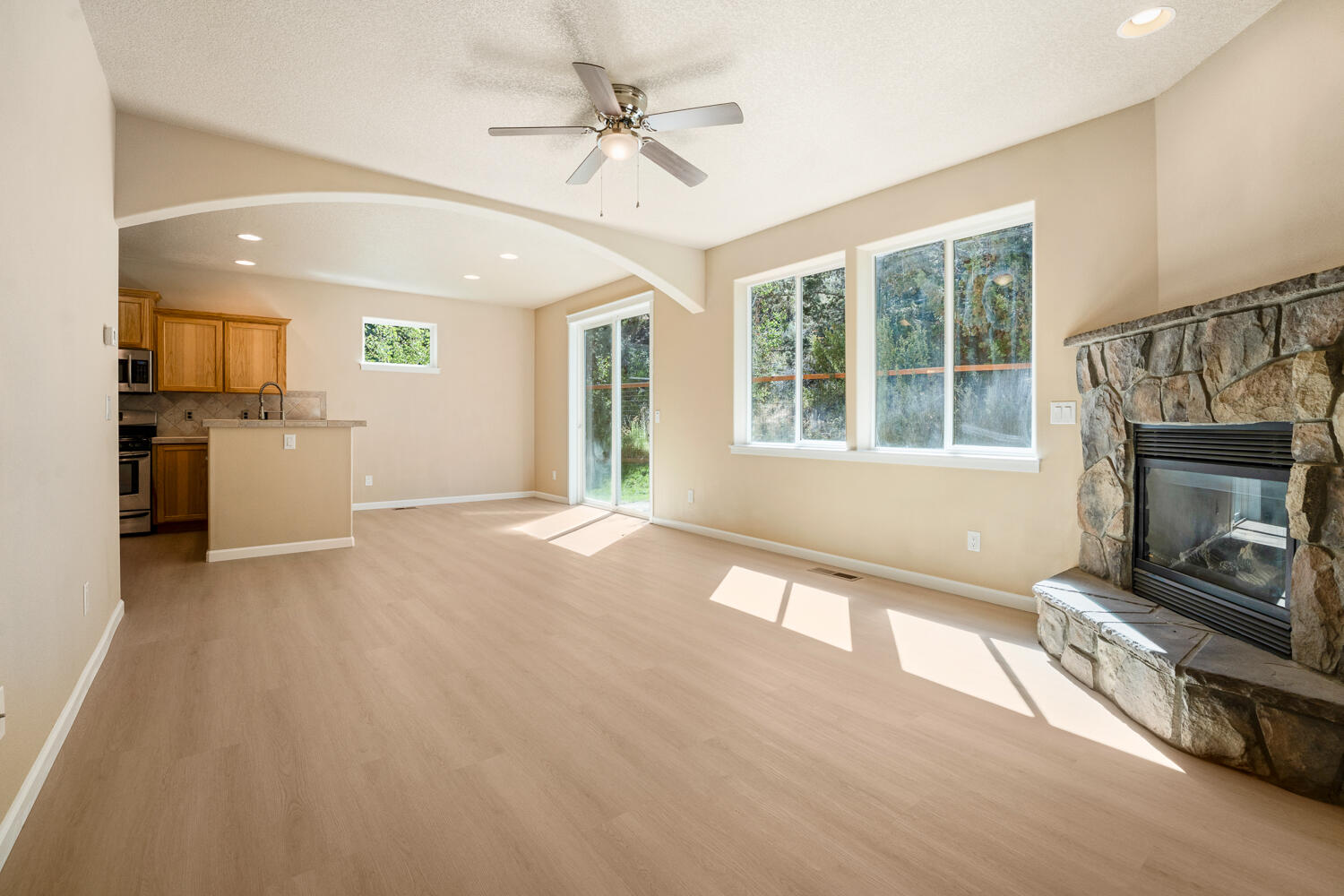 Lava Ridges - Residential