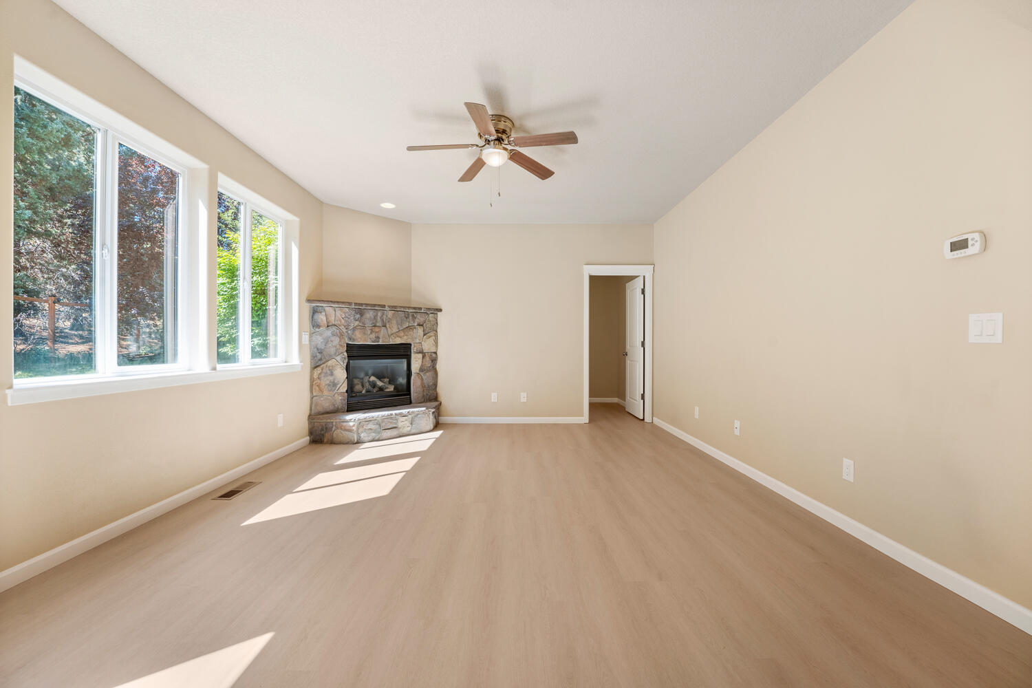 Lava Ridges - Residential