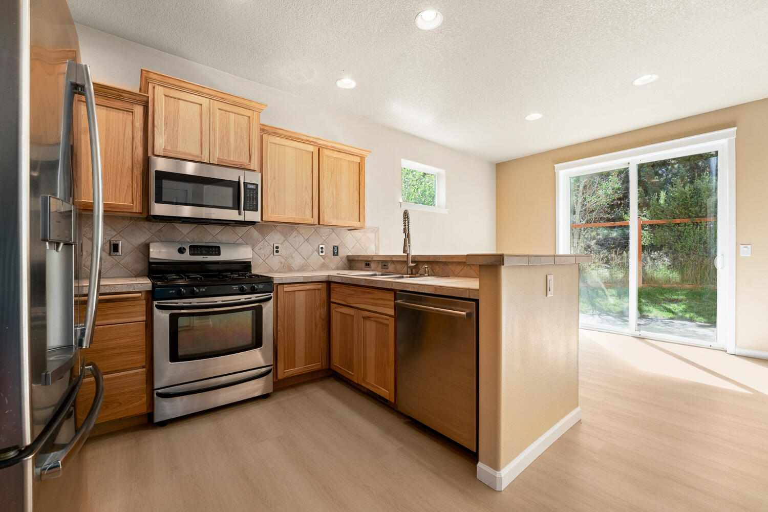 Lava Ridges - Residential