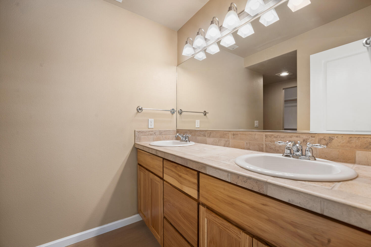 Lava Ridges - Residential