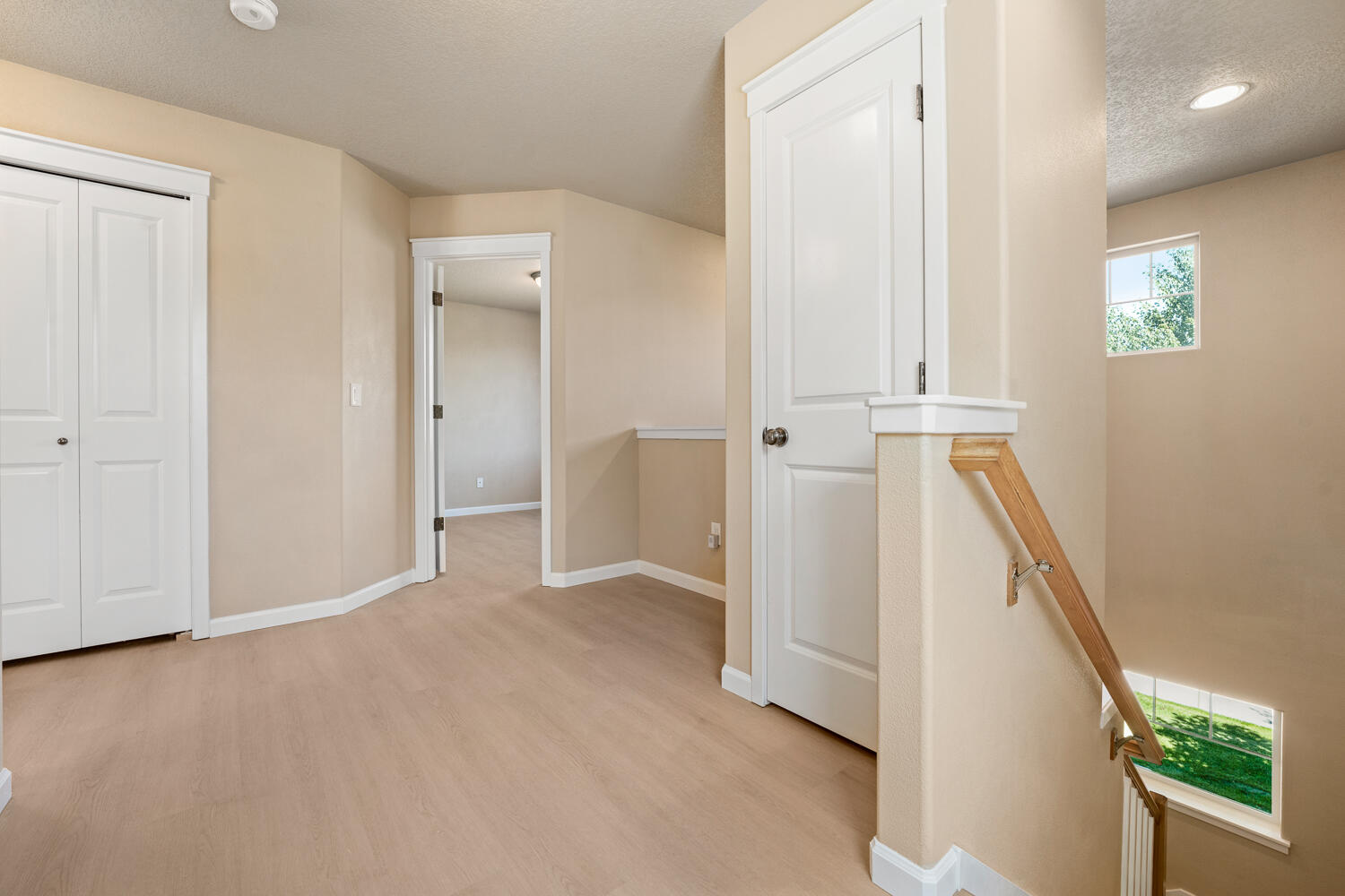 Lava Ridges - Residential