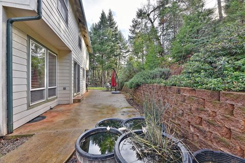 Tiny photo for 301 Leeannas Way, Shady Cove, OR 97539 (MLS # 220213129)