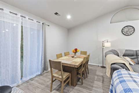 Tiny photo for 1884 SW Allen Creek Road, Grants Pass, OR 97527 (MLS # 220226809)
