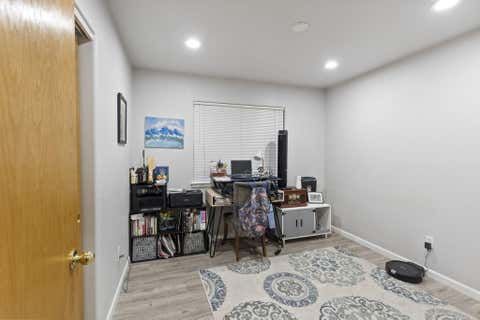 Tiny photo for 1884 SW Allen Creek Road, Grants Pass, OR 97527 (MLS # 220226809)