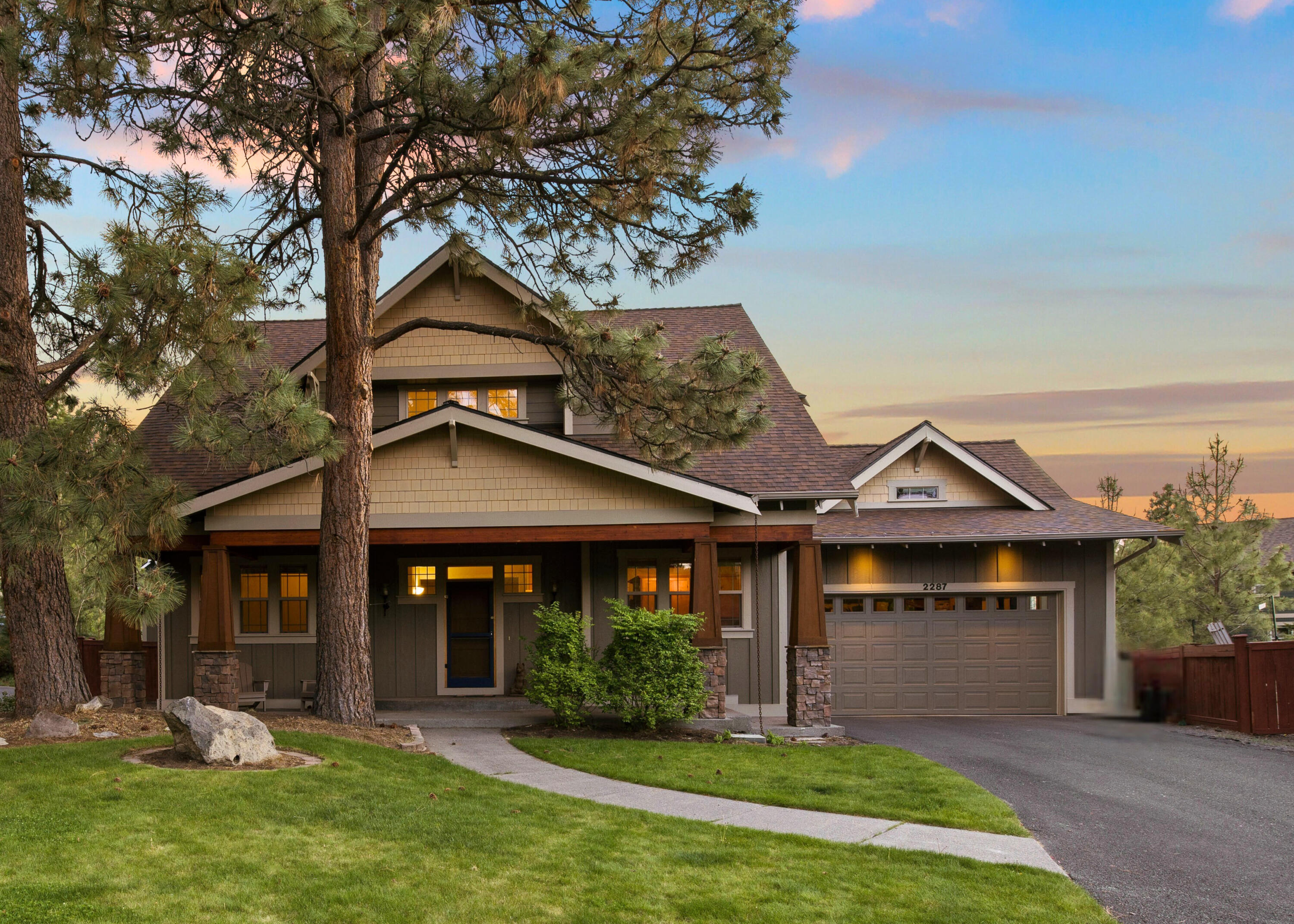 2287 NW Meadow Court