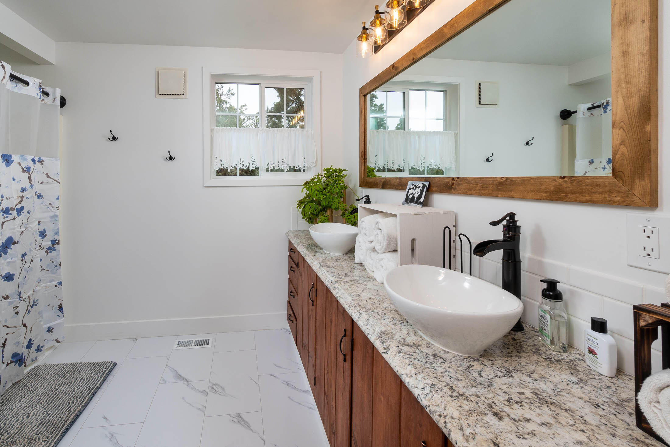 Tetherow Crossing - Residential