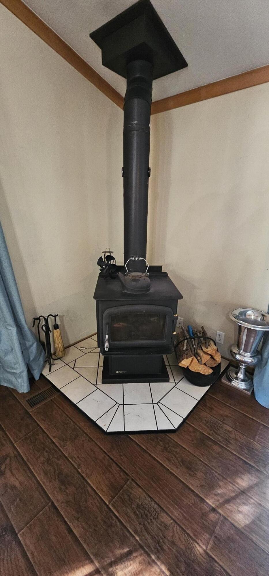 Ponderosa Pines - Residential