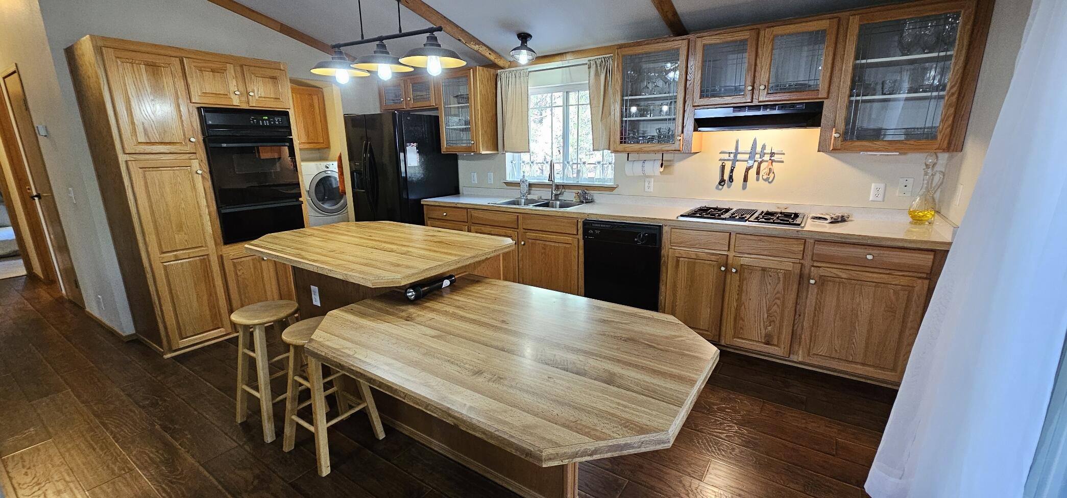 Ponderosa Pines - Residential