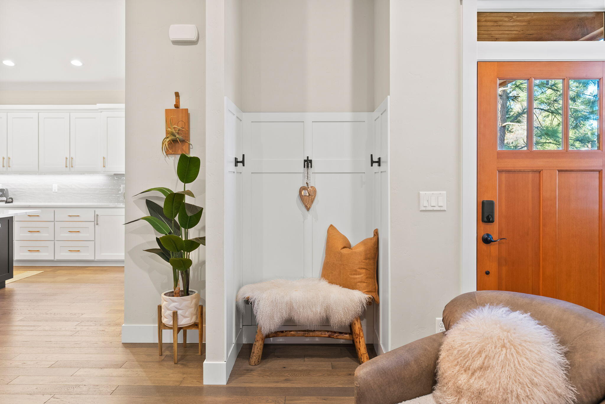 347 E Jefferson Avenue