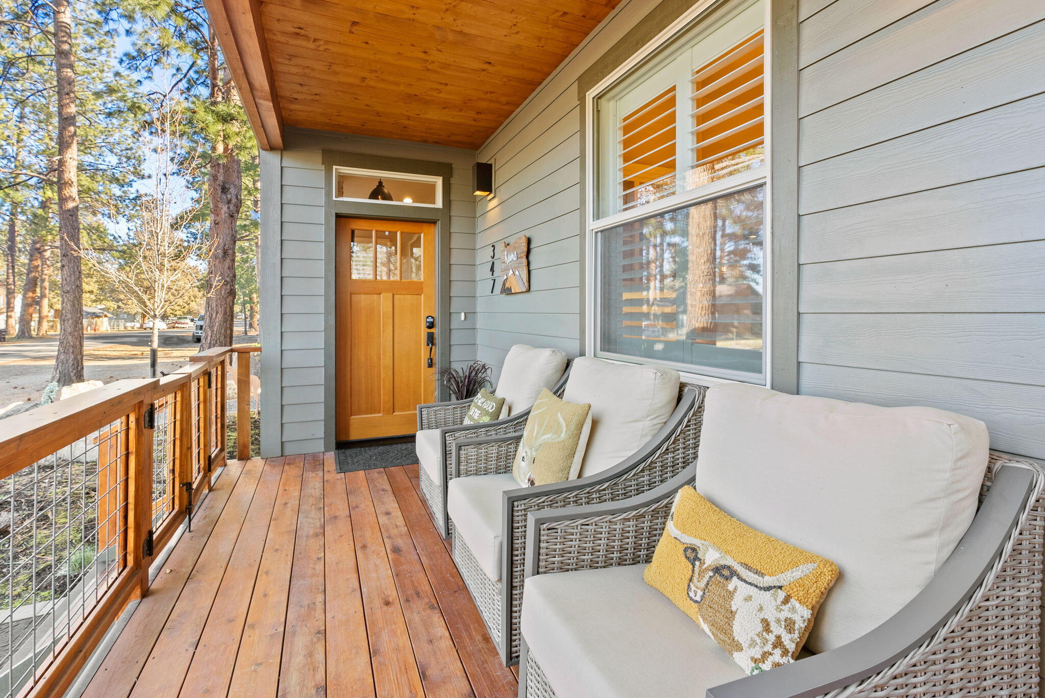 347 E Jefferson Avenue