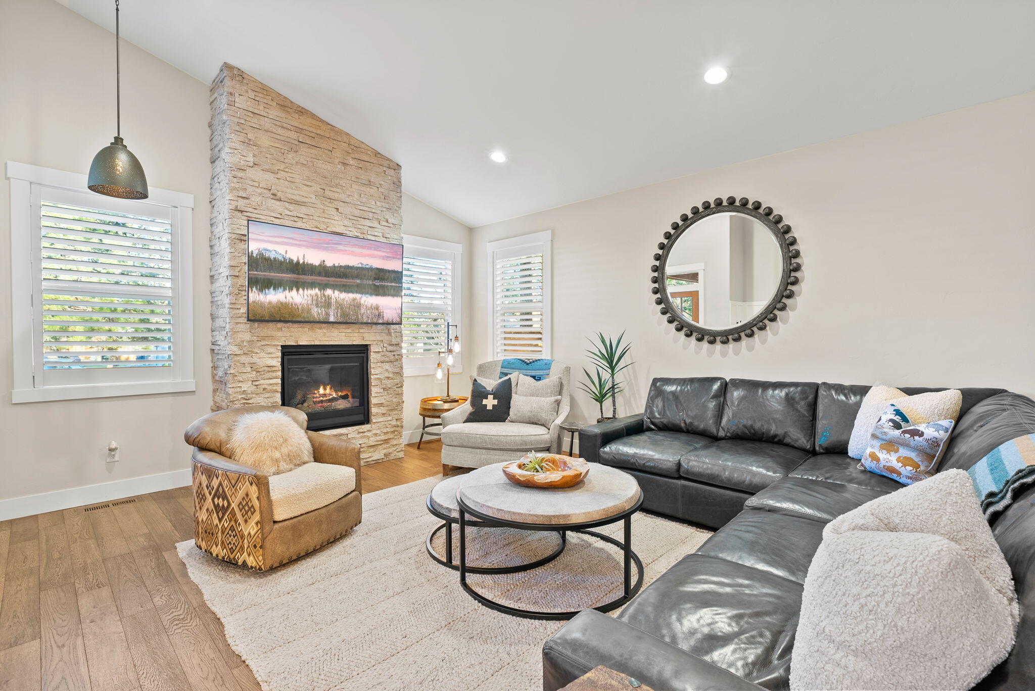 347 E Jefferson Avenue