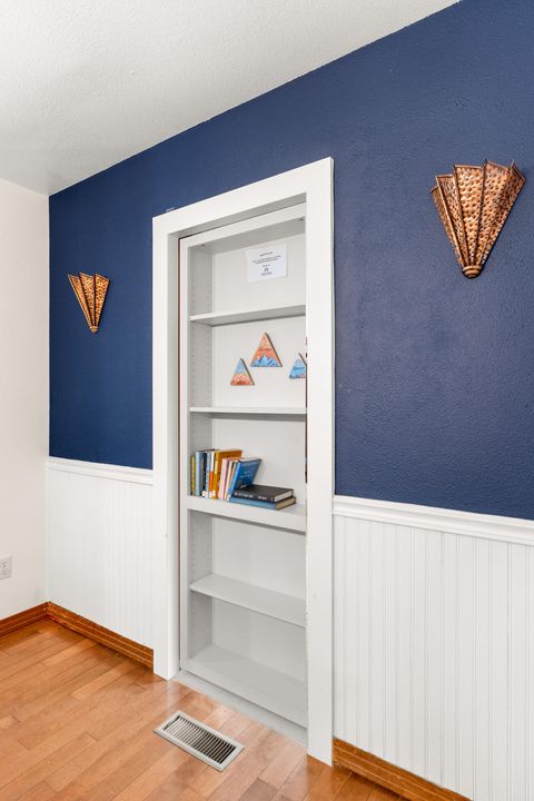 Tiny photo for 55387 Gross Drive, Bend, OR 97707 (MLS # 220215635)