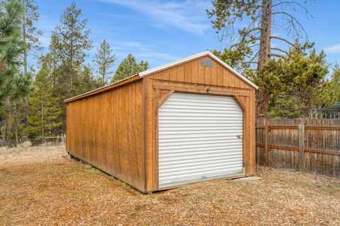 Tiny photo for 55387 Gross Drive, Bend, OR 97707 (MLS # 220215635)