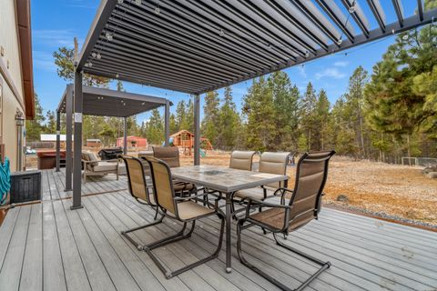 Tiny photo for 55387 Gross Drive, Bend, OR 97707 (MLS # 220215635)