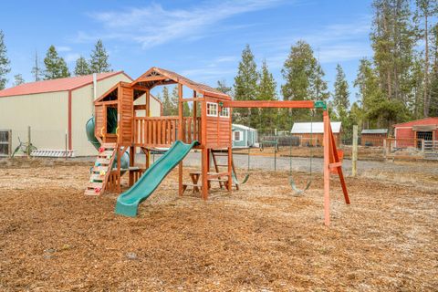 Tiny photo for 55387 Gross Drive, Bend, OR 97707 (MLS # 220215635)