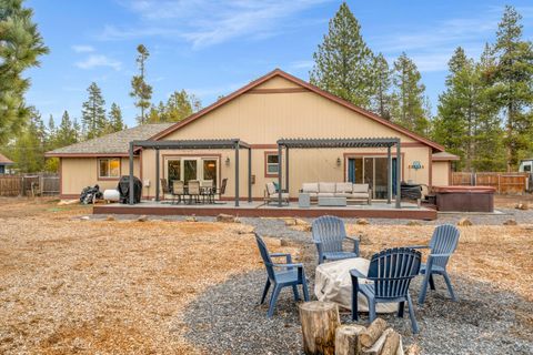 Tiny photo for 55387 Gross Drive, Bend, OR 97707 (MLS # 220215635)