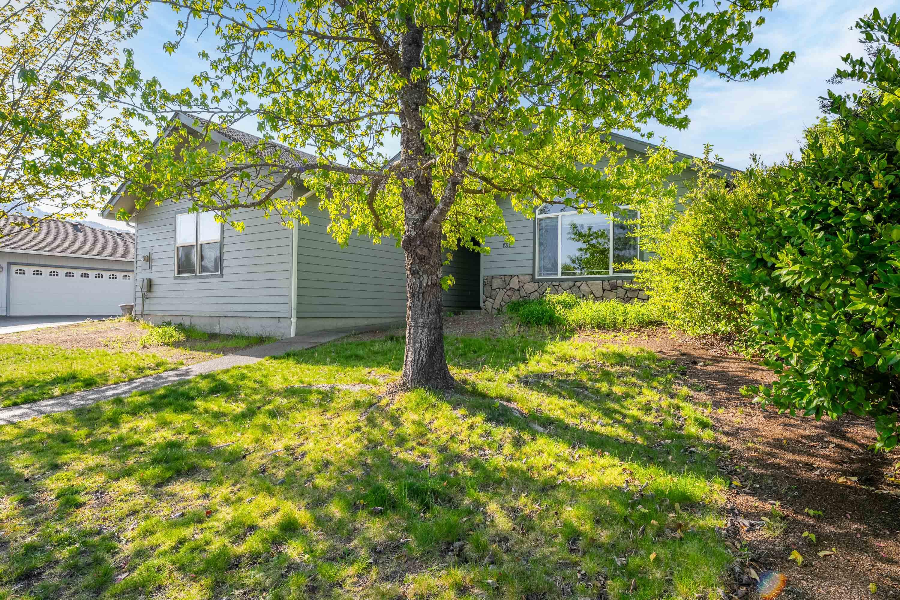881 Kendall Drive