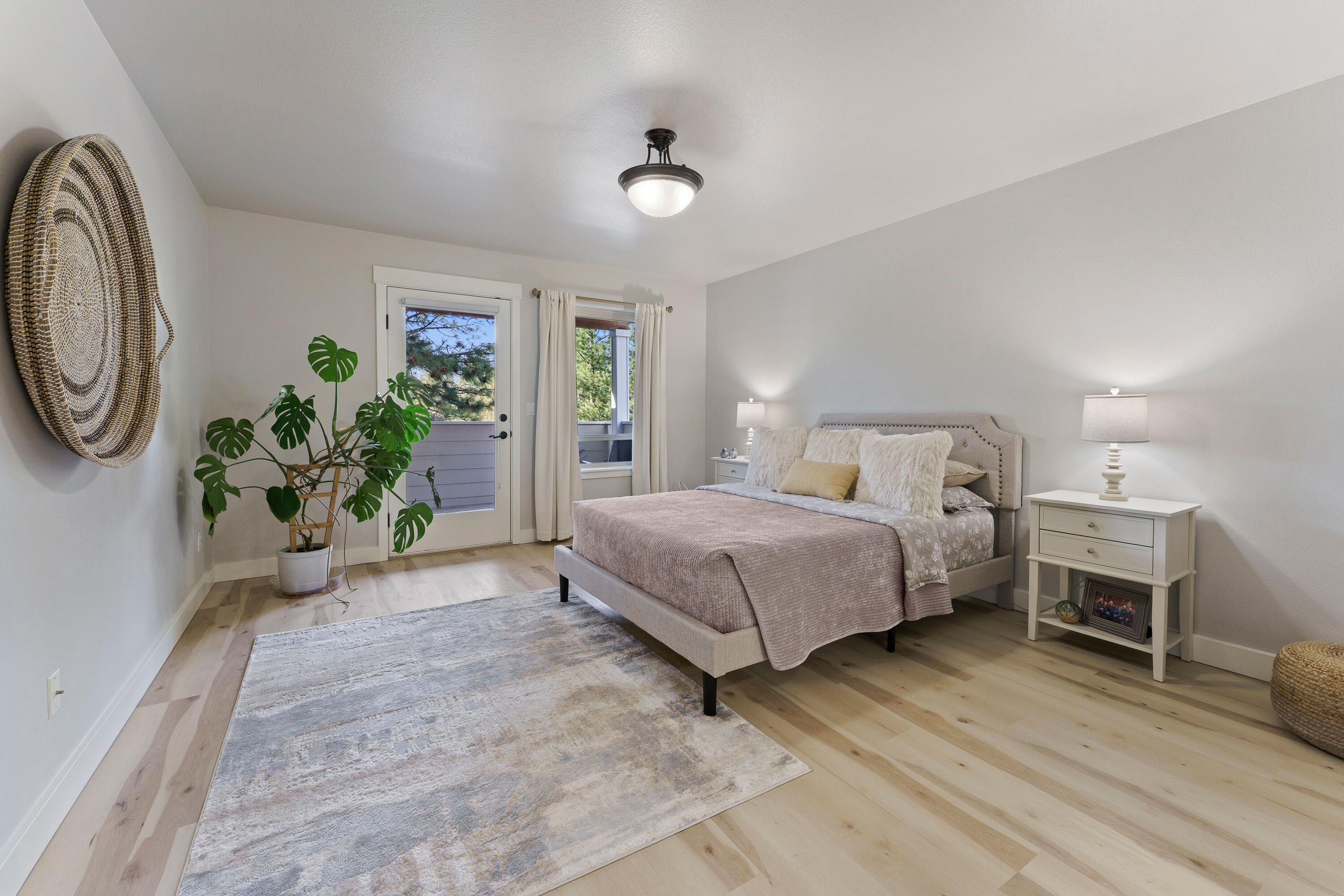 Skyliner Summit - Residential