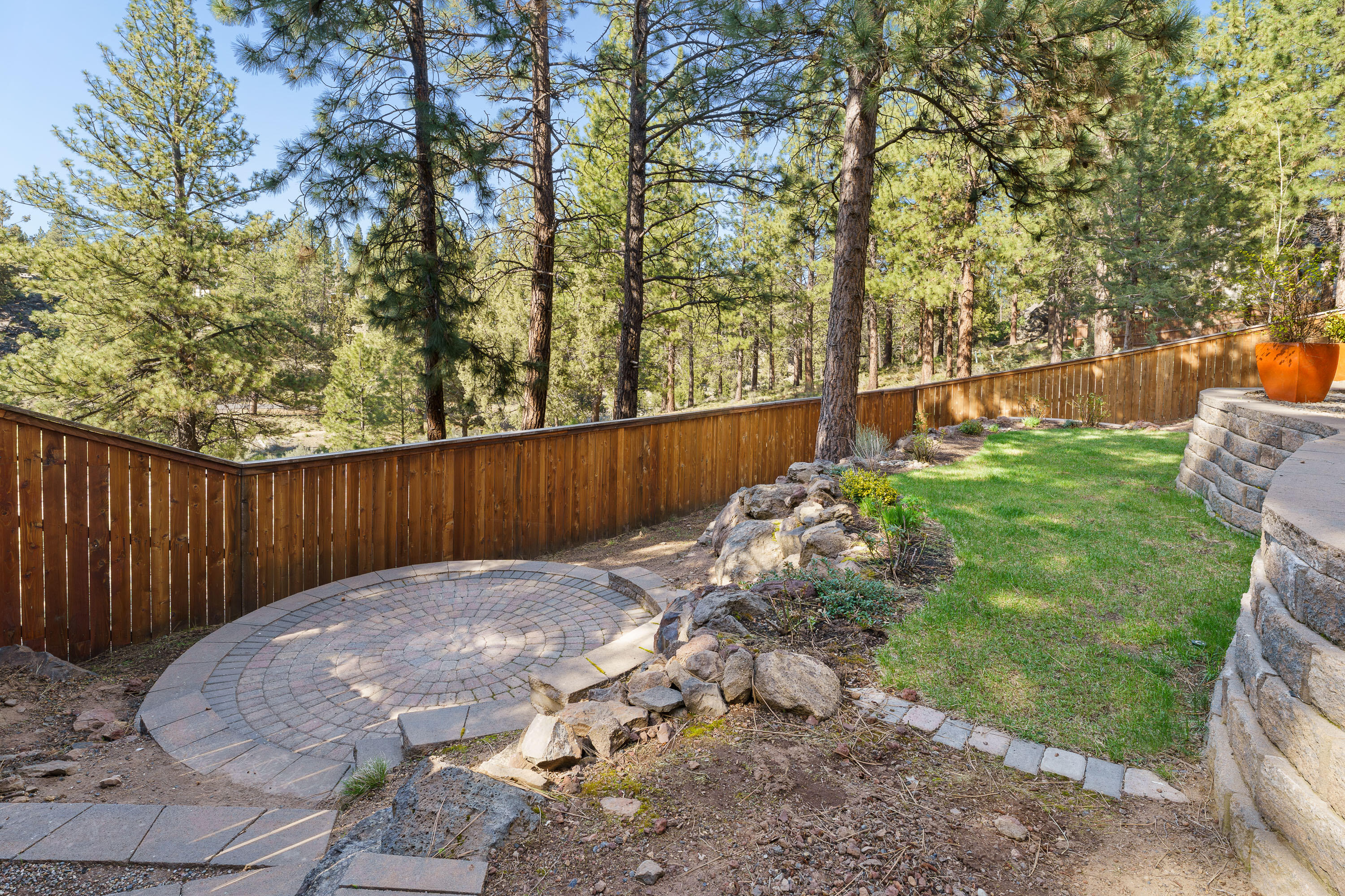 Skyliner Summit - Residential