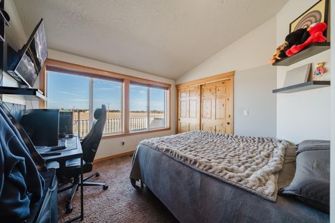 Tiny photo for 24605 Dodds Road, Bend, OR 97701 (MLS # 220213430)