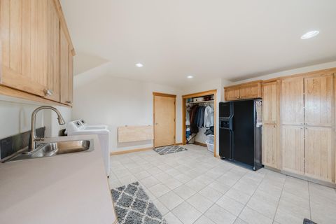 Tiny photo for 24605 Dodds Road, Bend, OR 97701 (MLS # 220213430)