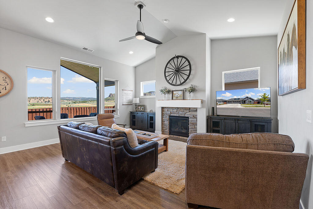 Ochoco Pointe - Residential