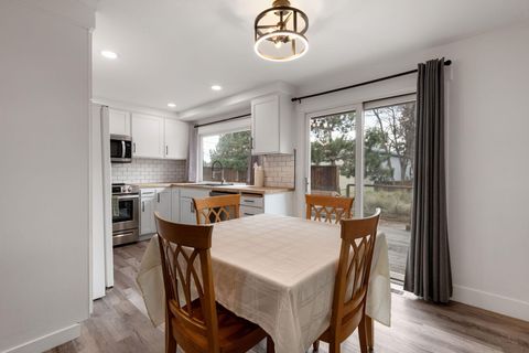 Tiny photo for 63617 High Standard Drive, Bend, OR 97701 (MLS # 220219396)
