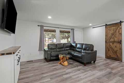 Tiny photo for 63617 High Standard Drive, Bend, OR 97701 (MLS # 220219396)