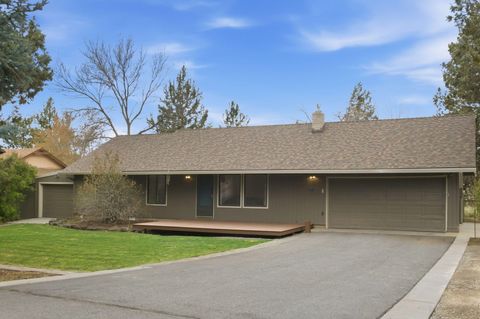 Photo of 63617 High Standard Drive, Bend, OR 97701 (MLS # 220219396)
