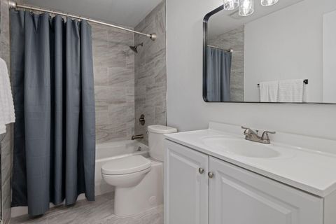 Tiny photo for 63617 High Standard Drive, Bend, OR 97701 (MLS # 220219396)