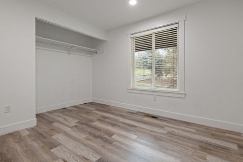 Tiny photo for 63617 High Standard Drive, Bend, OR 97701 (MLS # 220219396)
