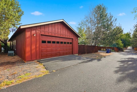 Tiny photo for 20617 Foxborough Lane, Bend, OR 97702 (MLS # 220227246)
