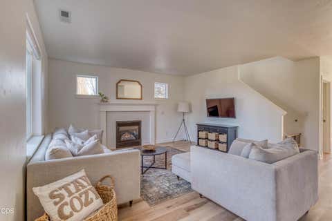 Tiny photo for 19658 Harvard Place, Bend, OR 97702 (MLS # 220226912)
