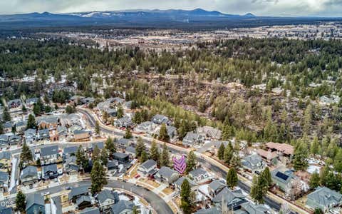 Tiny photo for 19658 Harvard Place, Bend, OR 97702 (MLS # 220226912)