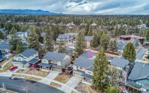 Tiny photo for 19658 Harvard Place, Bend, OR 97702 (MLS # 220226912)