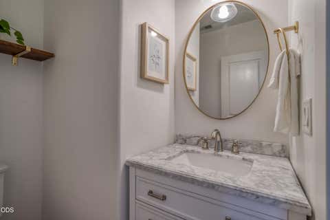Tiny photo for 19658 Harvard Place, Bend, OR 97702 (MLS # 220226912)