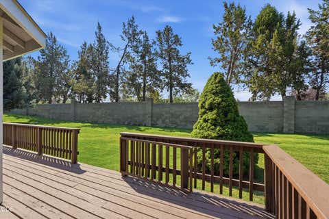 Tiny photo for 3389 NE Stonebrook Loop, Bend, OR 97701 (MLS # 220226689)