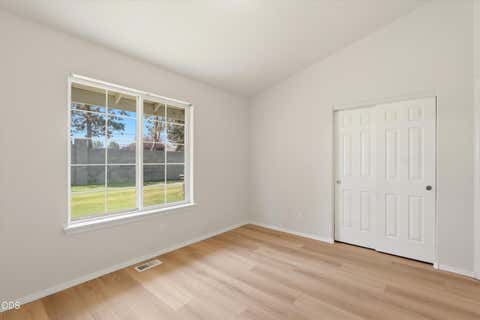 Tiny photo for 3389 NE Stonebrook Loop, Bend, OR 97701 (MLS # 220226689)