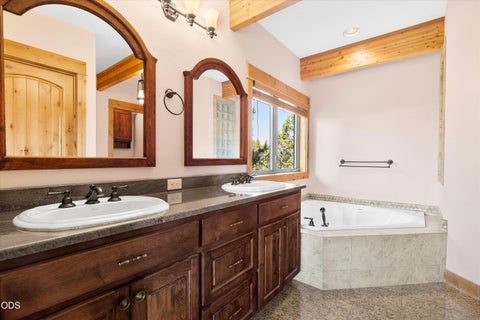 Tiny photo for 15510 SW Wooden Trestle Court, Powell Butte, OR 97753 (MLS # 220227136)