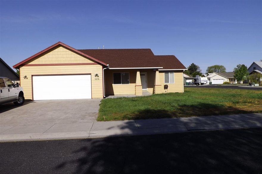 Recently Updated! This 4 Bedroom Home Is Move In Ready! Are You Looking For An Open Floor Plan In A Great Neighborhood? This Home Also Features Inground Sprinklers, A/C, Freshly Painted Inside And Out And Sits On A Corner Location.