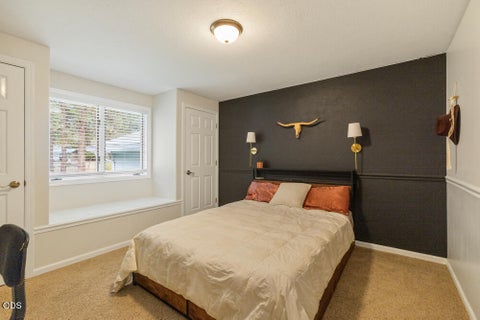 Tiny photo for 9110 Ben Kerns Road, Klamath Falls, OR 97601 (MLS # 220227019)