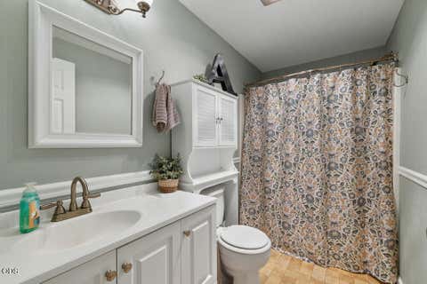 Tiny photo for 9110 Ben Kerns Road, Klamath Falls, OR 97601 (MLS # 220227019)