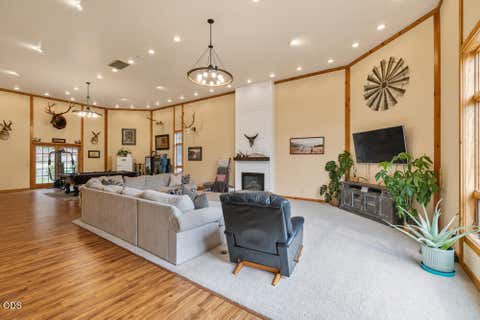 Tiny photo for 9110 Ben Kerns Road, Klamath Falls, OR 97601 (MLS # 220227019)