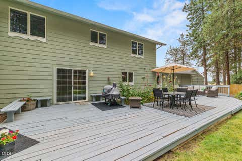 Tiny photo for 9110 Ben Kerns Road, Klamath Falls, OR 97601 (MLS # 220227019)