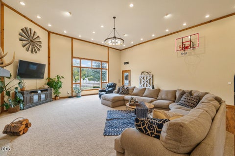 Tiny photo for 9110 Ben Kerns Road, Klamath Falls, OR 97601 (MLS # 220227019)